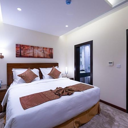 بلسم العائلة للوحدات السكنية المفروشة Family Balsam Furnished Units Jeddah Ngoại thất bức ảnh