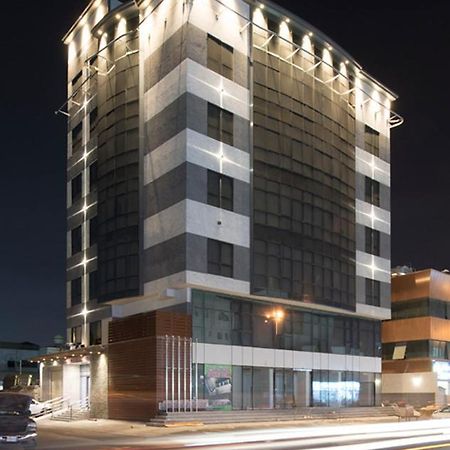 بلسم العائلة للوحدات السكنية المفروشة Family Balsam Furnished Units Jeddah Ngoại thất bức ảnh
