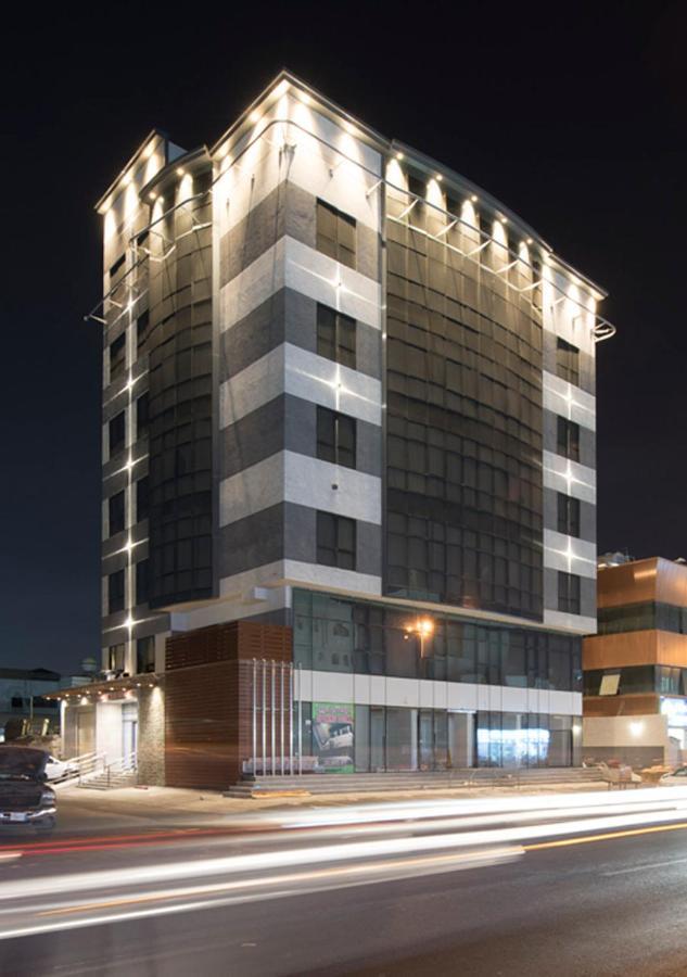 بلسم العائلة للوحدات السكنية المفروشة Family Balsam Furnished Units Jeddah Ngoại thất bức ảnh